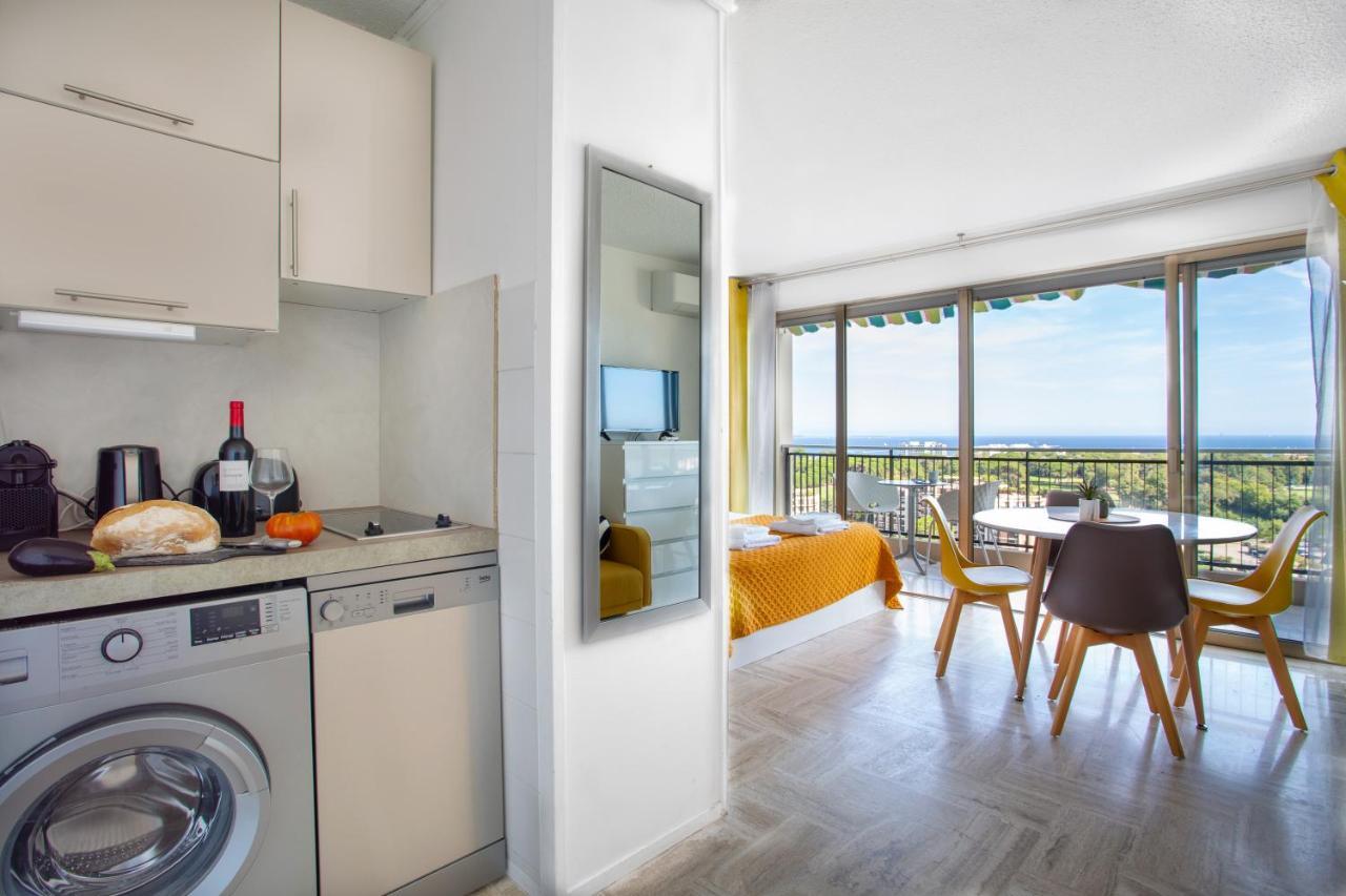 Cannes Marina Suite Vue Mer Манделю-ла-Напул Екстериор снимка